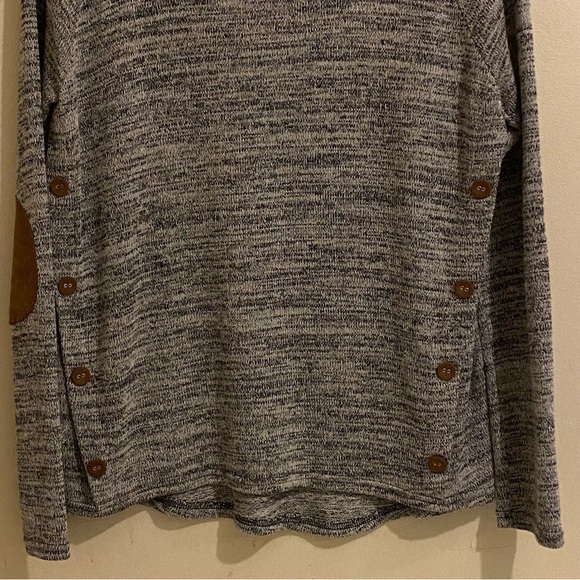 Mine Anthropologie Size L Gray Pullover Elbow Patch Long Sleeve Faux Side Button - Picture 3 of 11
